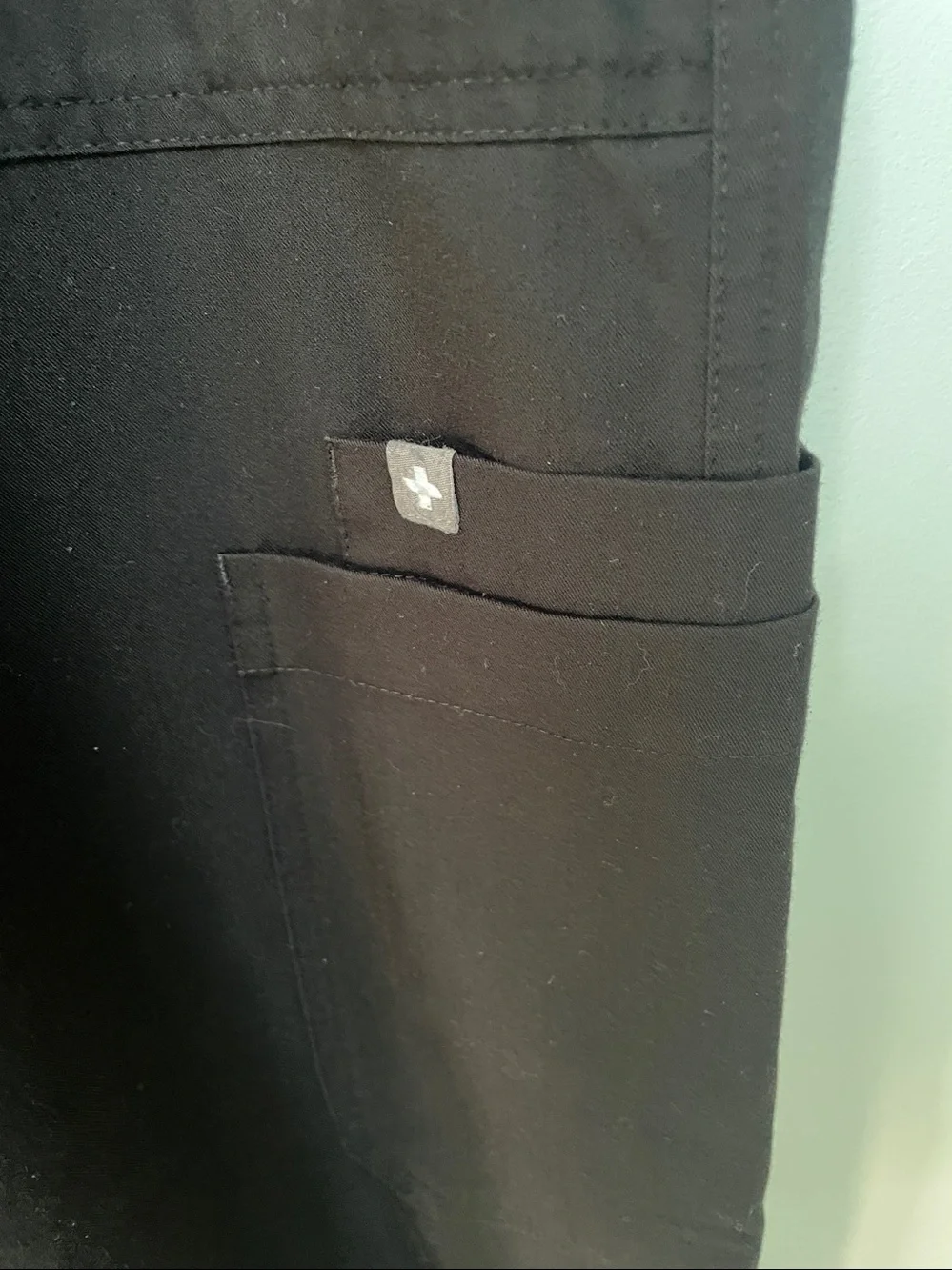Figs sleek black